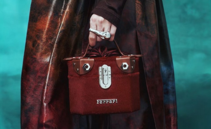 명품 반열에 올린 페라리 핸드백 사진=페라리