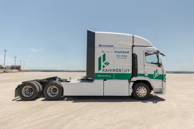 친환경 물류 구축 프로젝트 투입을 위해 우루과이 현지에 공급된 현대차 엑시언트 수소전기트럭 사진=현대자동차