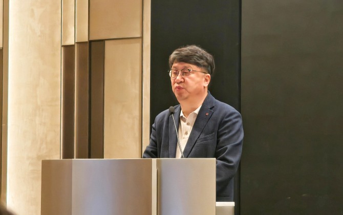 백승태 HS사업본부장(사장)이 23일 서울 여의도 트윈타워에서 개최된 제24기 주주총회에서 사업전략을 소개하고 있다. 사진=장용석 기자