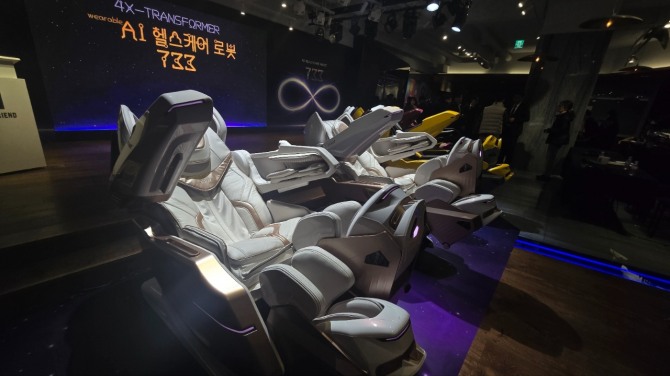 바디프랜드 웨어러블 AI 헬스케어로봇 733. 사진=문용균 기자