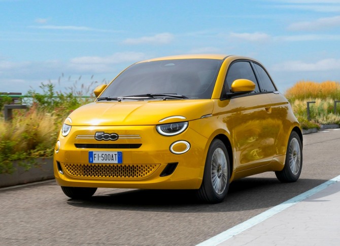 피아트 500 하이브리드 사진=피아트