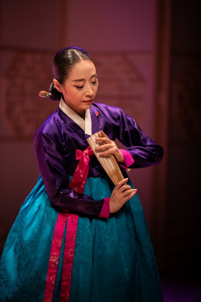 아가(雅歌, 출연 노해진)