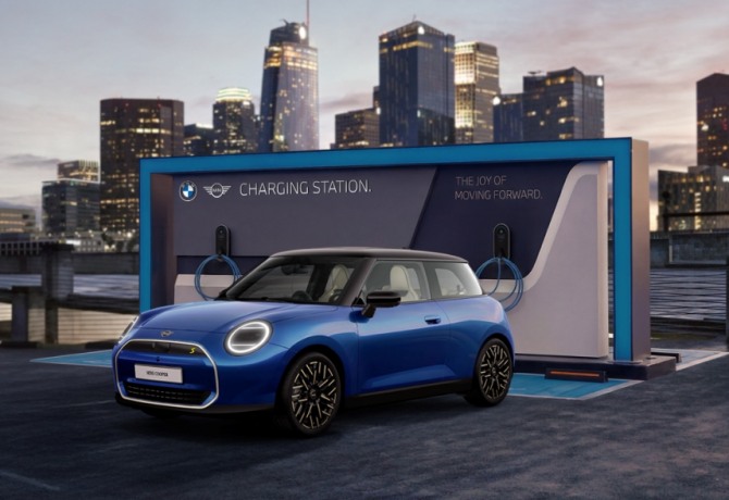 MINI 쿠퍼 SE 사진=MINI 코리아