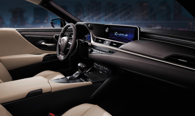 렉서스 ES 300h 인테리어 사진=렉서스
