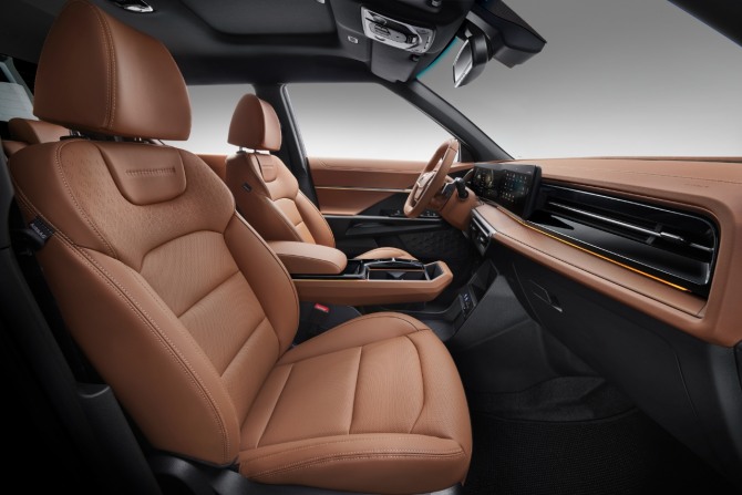 무쏘 EV 인테리어 사진=KG 모빌리티