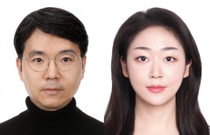 유니스트(UNIST) 김재익 교수(왼쪽)와 유니스트(UNIST) 이영은 연구원. 사진= 유니스트(UNIST) 대외협력팀