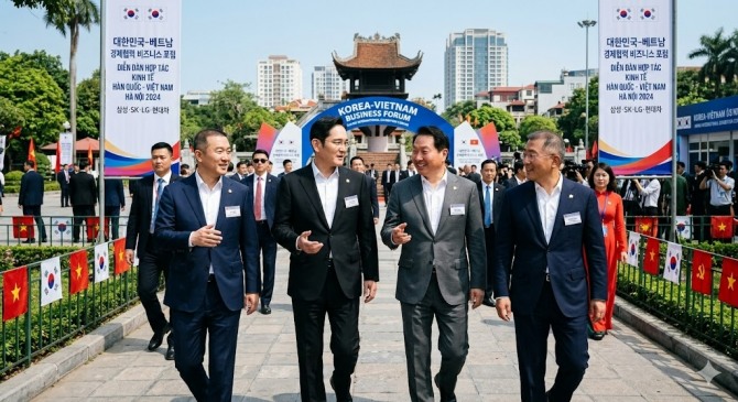 삼성·SK·LG·현대차 총수 하노이 집결…반도체·AI 협력 '빅딜' 본격화
