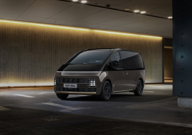 현대자동차 다목적차량 더 뉴 스타리아 리무진 하이브리드 트와일라잇 호라이즌. 사진=현대차