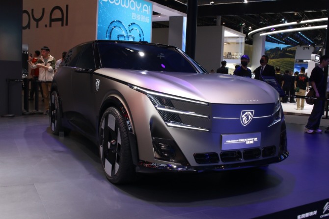 푸조 콘셉트 8 사진=한국자동차전문기자협회