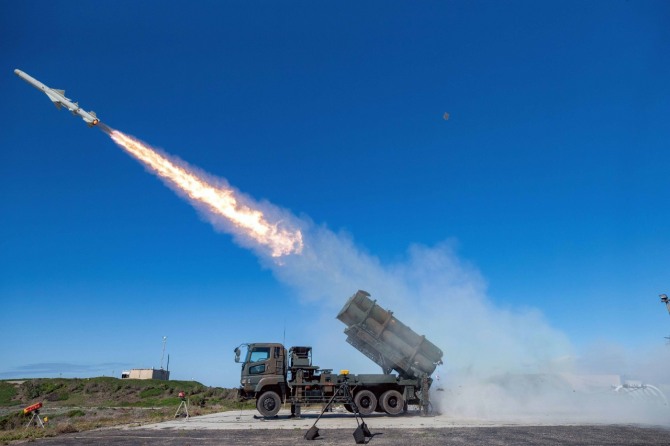 일본의 88형 지대함 미사일이 발사되고 있다. 사진=일본 방위성