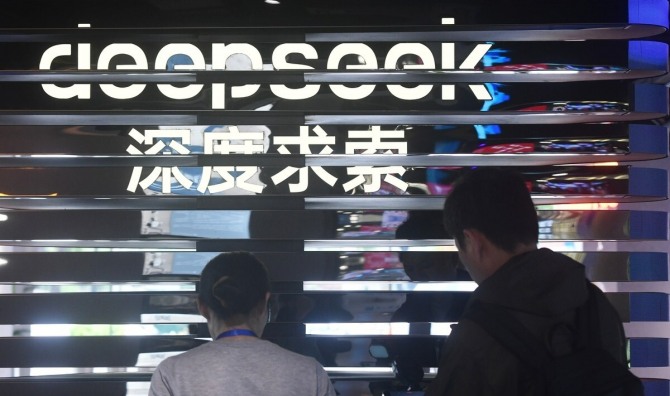 美, 'AI 무단 도용' 전쟁 선포… "중국, 추출 기술로 기술 약탈"