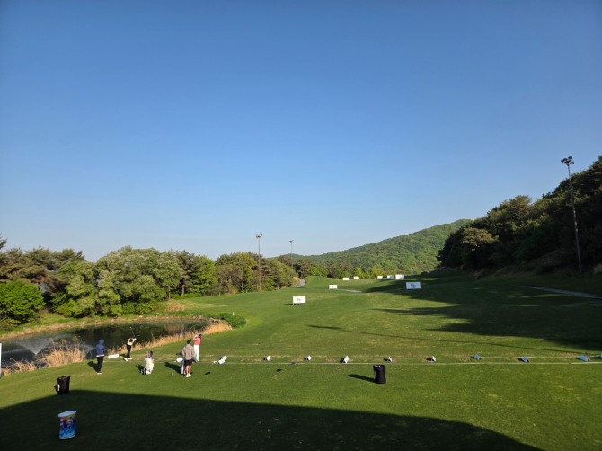 골프계에 혁신을 주도하는 DB그룹, DB위민스 챔피언십, 코스에 마련한 '드라이빙 레인지' 눈길