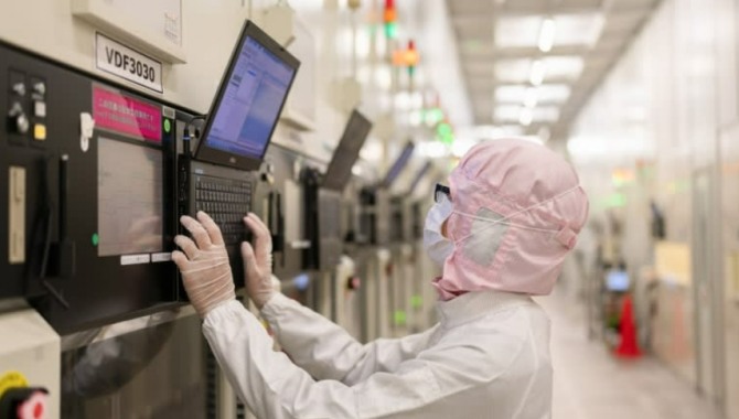 텍사스 인스트루먼트, AI 인프라 수요 대응 위해 '기초 칩' 자체 생산 대폭 확대