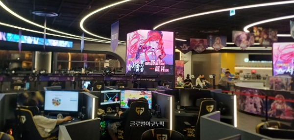 서울 동대문 GGX에서 6월 1일 '승리의 여신: 니케' 팝업 행사 '에리어 방어전 서울'이 열렸다. 사진=이원용 기자