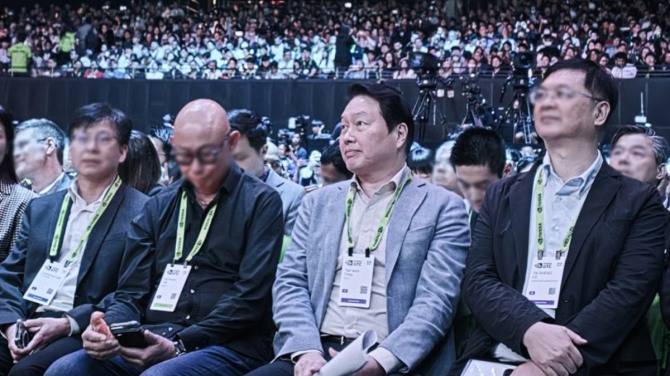 최태원 회장, 대만서 폭스콘 회장 만나 AI분야 협력 논의