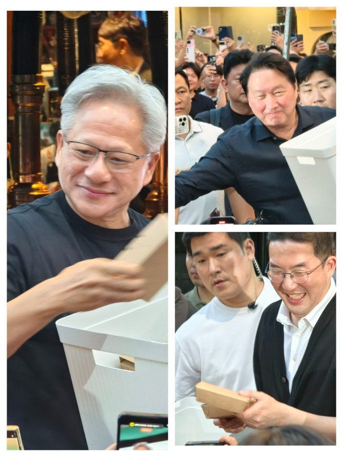 (왼쪽부터 시계방향으로) 젠슨황 엔비디아 최고경영자(CEO), 최태원 SK그룹 회장, 구광모 LG그룹 회장이 5일 서울 홍대입구에 위치한 삼겹살집에서 나와 군중들에게 찹쌀 도너츠와 HBM칩(과자)를 나눠주고 있다. 사진=장용석 기자