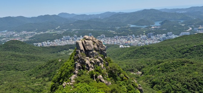 어쩌다 금정산행 / 백승훈 시인