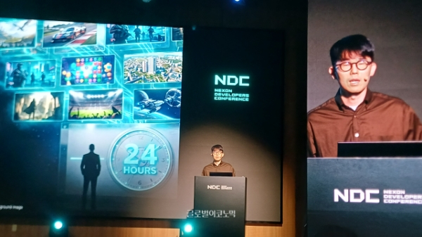 NDC 기조연설을 맡은 강대현 넥슨코리아 대표가 이용자가 진정 원하는 재미가 무엇인지 분석하는 방법에 대해 설명하고 있다. 사진=이원용 기자