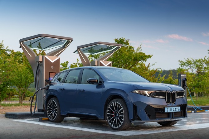 BMW '더 뉴 BMW iX3'. 사진=BMW코리아