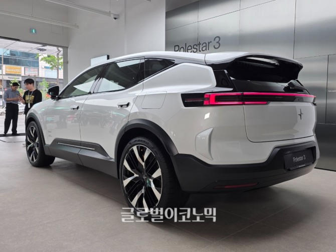 폴스타 '폴스타 3'. 사진=최태인 기자