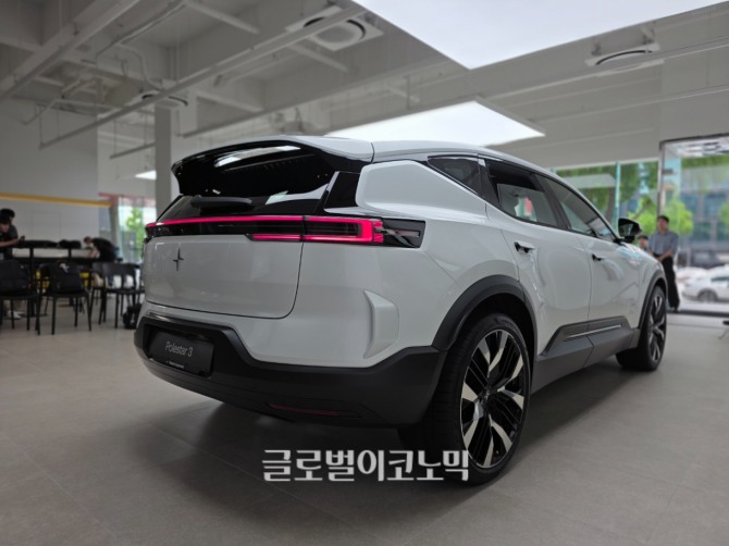 폴스타 '폴스타 3'. 사진=최태인 기자