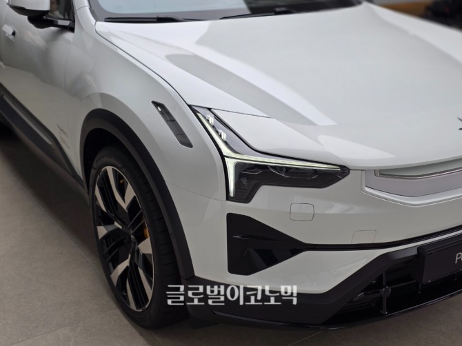 폴스타 '폴스타 3'. 사진=최태인 기자