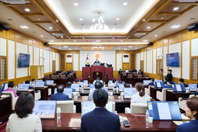 대구시의회 제326회 임시회 본회의장 전경. 시의회는 의장단과 상임위원장단 선출을 마치고 제10대 전반기 원구성을 완료했다. 사진=대구시의회