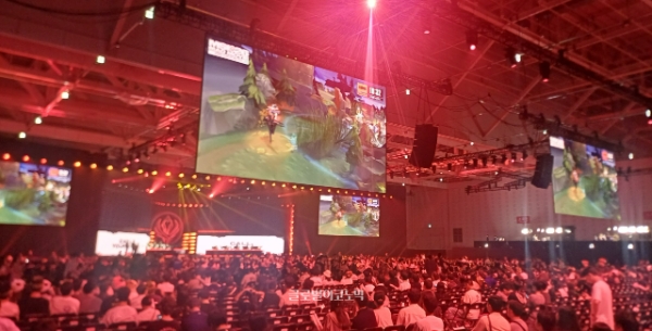 대전컨벤션센터 제2전시장에 마련된 MSI 공식 경기장의 모습. 사진=이원용 기자