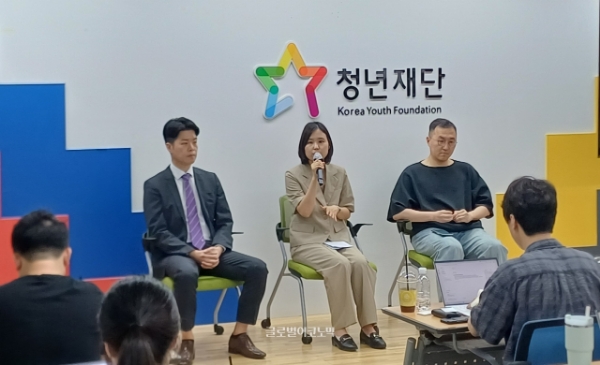 왼쪽부터 김명훈 법무법인 율촌 변리사, 고영진 문화체육관광부 문화인공지능정책과장, 나규봉 엔씨에이아이 바르코사업팀장. 사진=이원용 기자