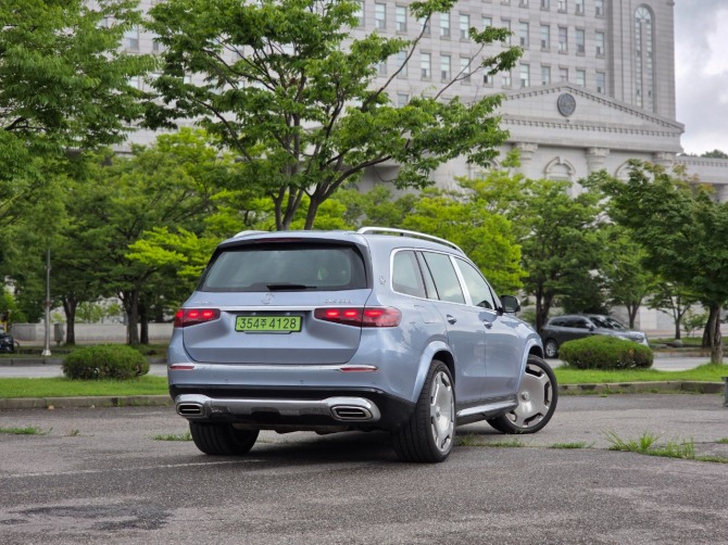 메르세데스-마이바흐 GLS 600 4MATIC 마누팍투어. 사진=최태인 기자