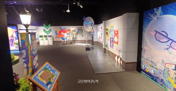 '이상 낙원' 전시 공간은 이름답게 활기가 넘치는 모습이다. 사진=이원용 기자