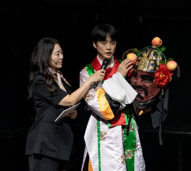 인터뷰, 설자영(렉처 퍼포머)과 김청우(처용무 이수자)
