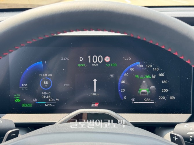 토요타 '올 뉴 RAV4 PHEV GR SPORT'. 사진=최태인 기자