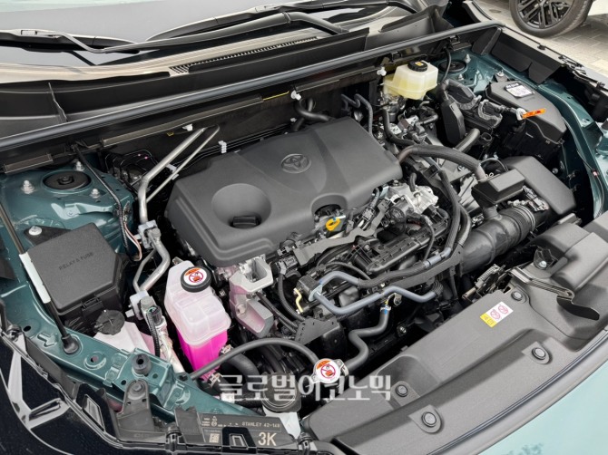 토요타 '올 뉴 RAV4 HEV XSE'. 사진=최태인 기자