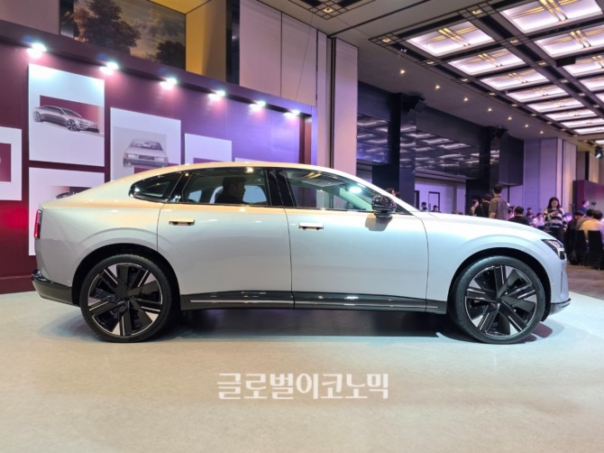 볼보 'ES90'. 사진=최태인 기자