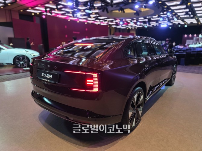 볼보 'ES90'. 사진=최태인 기자