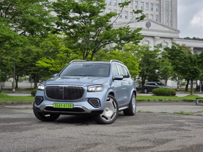 메르세데스-마이바흐 GLS 600 4MATIC 마누팍투어. 사진=최태인 기자