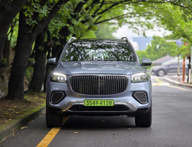 메르세데스-마이바흐 GLS 600 4MATIC 마누팍투어. 사진=최태인 기자