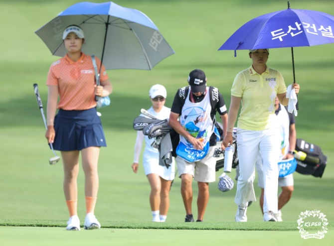 김민솔과 서교림(왼쪽). 사진=KLPGA 박준석 포토
