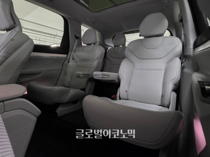 볼보 'EX90 트윈모터 퍼포먼스 울트라'. 사진=최태인 기자