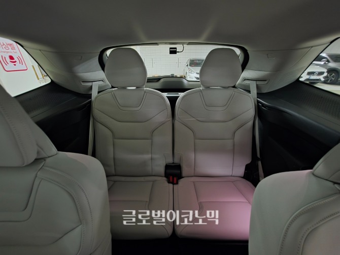 볼보 'EX90 트윈모터 퍼포먼스 울트라'. 사진=최태인 기자