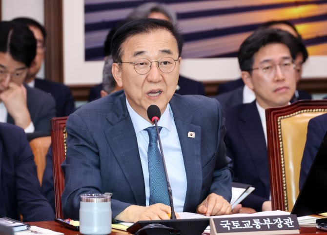 김윤덕 국토교통부장관. 사진=연합뉴스