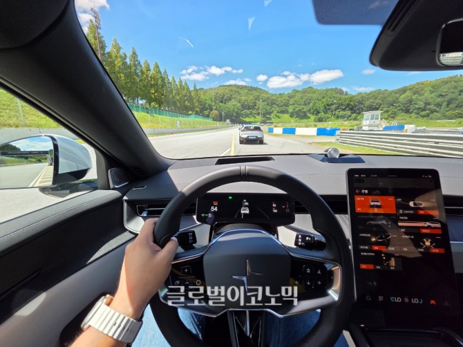 폴스타 '폴스타 3 퍼포먼스'. 사진=최태인 기자