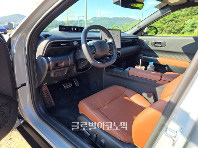 현대자동차 '디 올 뉴 아반떼' 2.0 가솔린 인스퍼레이션. 사진=최태인 기자