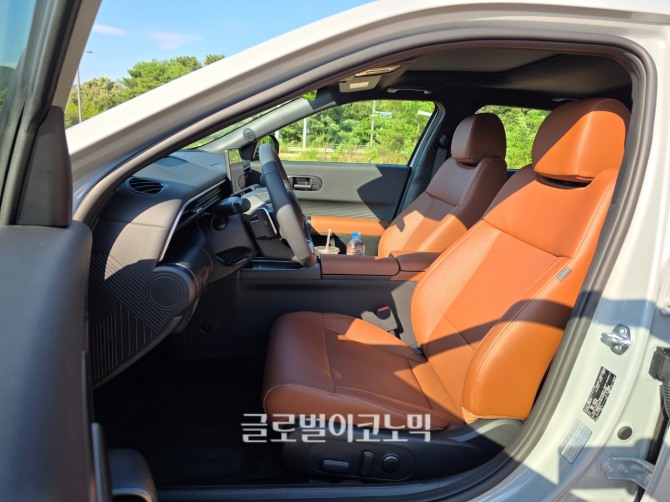 현대자동차 '디 올 뉴 아반떼' 2.0 가솔린 인스퍼레이션. 사진=최태인 기자