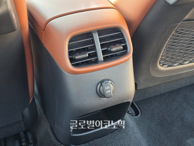 현대자동차 '디 올 뉴 아반떼' 2.0 가솔린 인스퍼레이션. 사진=최태인 기자