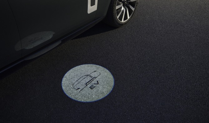 랜드로버 '레인지로버 일렉트릭'. 사진=JLR코리아