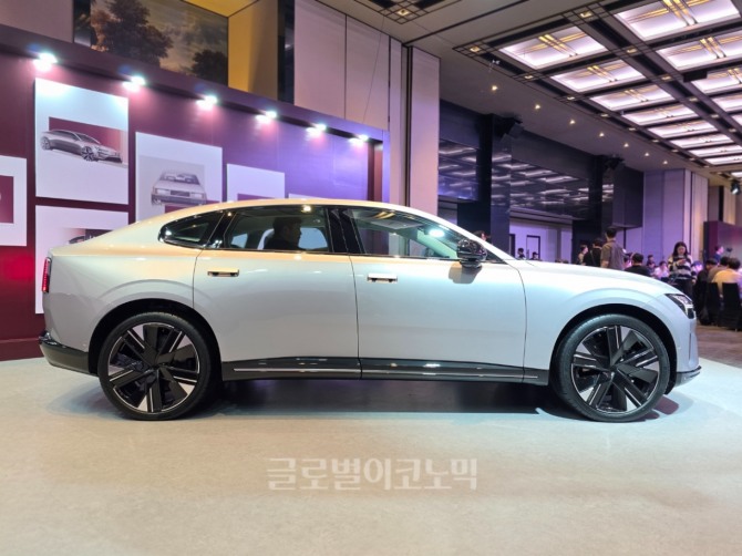 볼보 'ES90'. 사진=최태인 기자