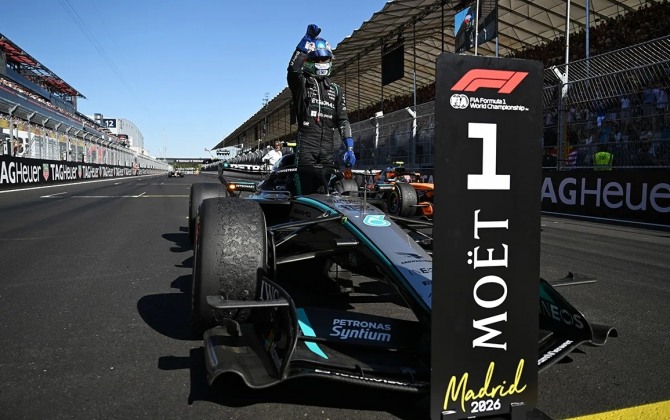 메르세데스-AMG 페트로나스 F1 팀 드라이버 '키미 안토넬리(Kimi Antonelli)'가 2026 F1 월드챔피언십 14라운드 스페인 그랑프리에서 우승을 차지했다. 사진=메르세데스-벤츠코리아