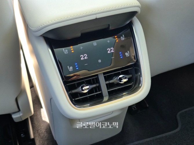 볼보 'ES90 트윈모터 울트라'. 사진=최태인 기자
